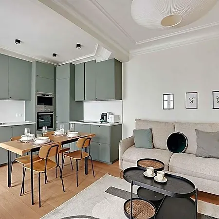 Authentic - 3br8p - Clignancourt