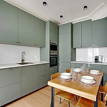 Authentic - 3br8p - Clignancourt