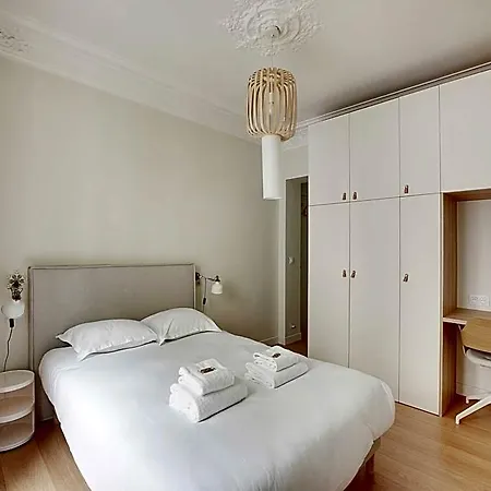 Authentic - 3br8p - Clignancourt Hotel 3*