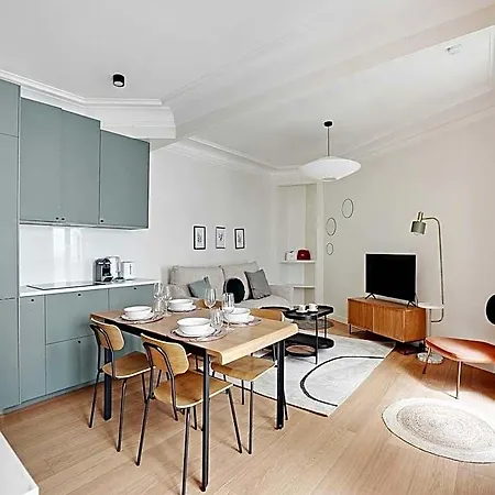 Authentic - 3br8p - Clignancourt Hotel 3*