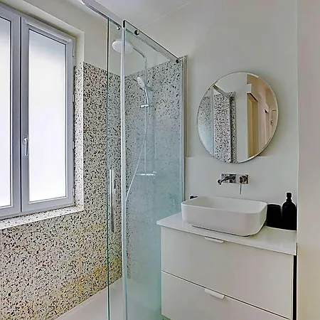 Hotel Authentic - 3br8p - Clignancourt Paris