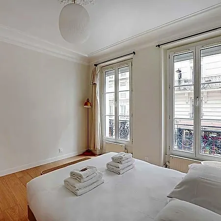 Authentic - 3br8p - Clignancourt Hotel 3*